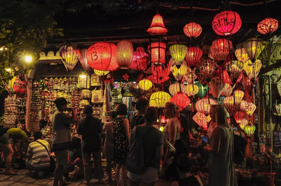 Gece pazarı, Hoi An, Vietnam
