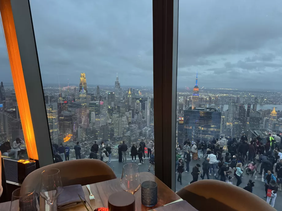 Peak Restoran'dan Görünüm