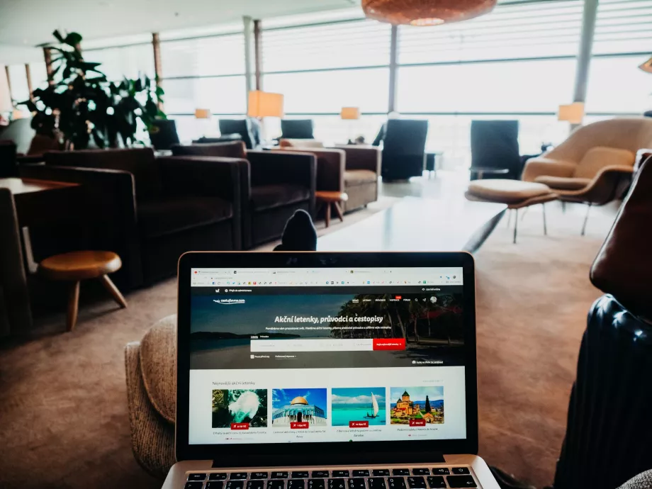 Cathay LHR T3 Lounge'da rahatlayın