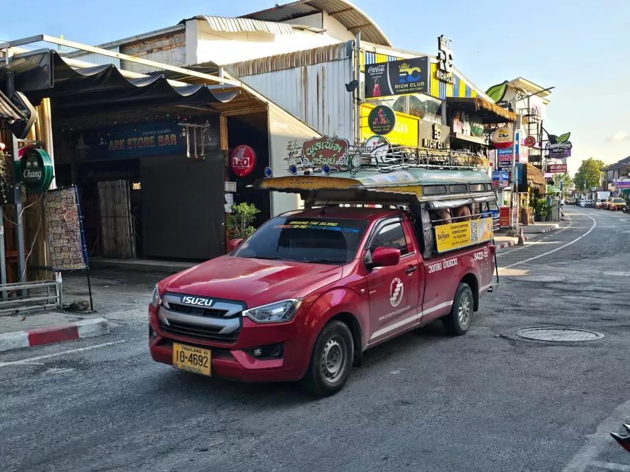 Koh Samui'de Songthaew