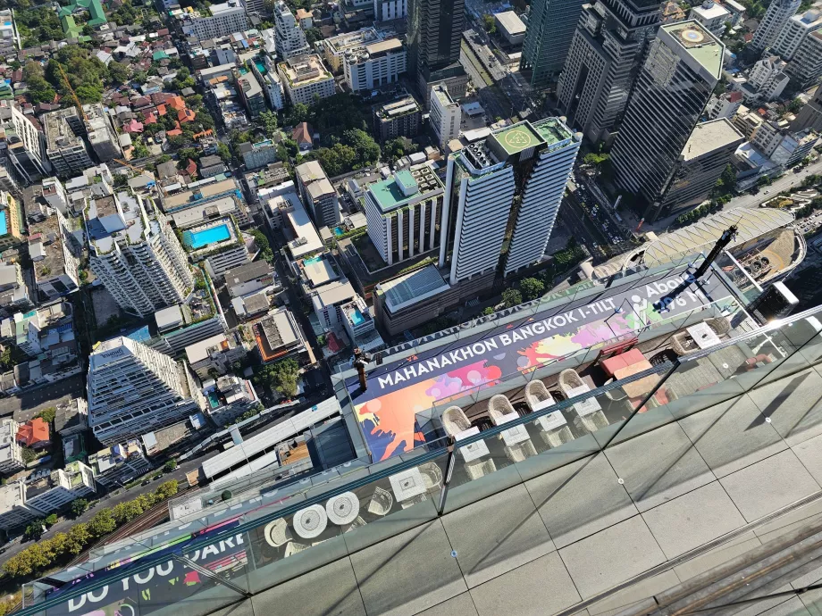 King Power Mahanakhon - salıncak