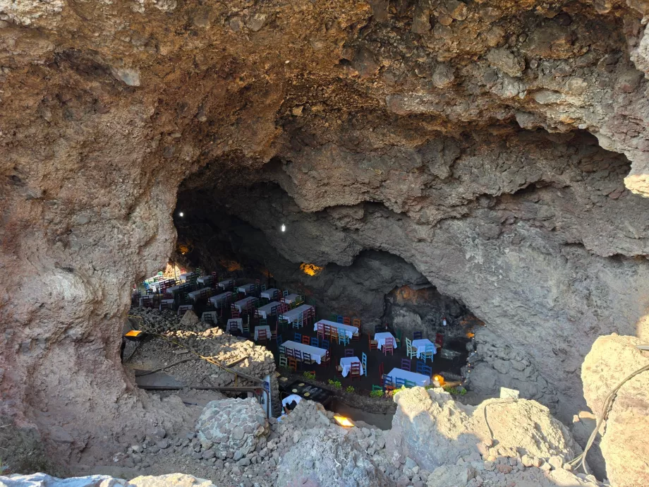 La Gruta restoranın ilk görünümü
