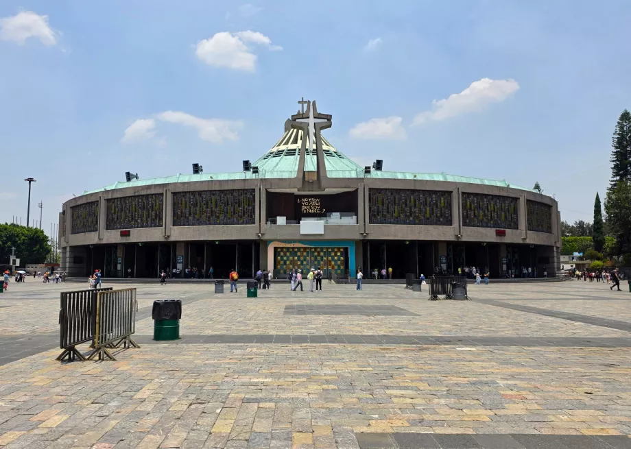 Santa Maria de Guadalupe Bazilikası