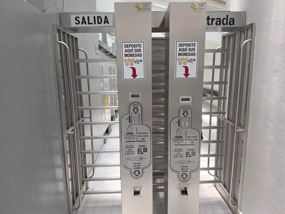 Ödeme tuvalet başına 5 peso