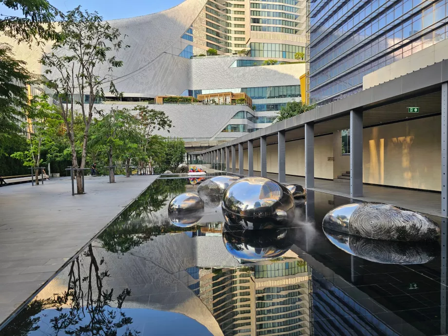 Akara Sky Hanuman üzerinde kare