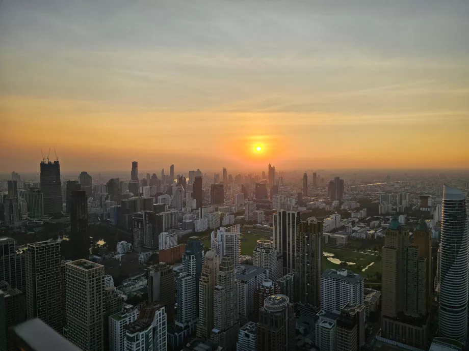 Akara Sky Hanuman'dan Gün Batımı
