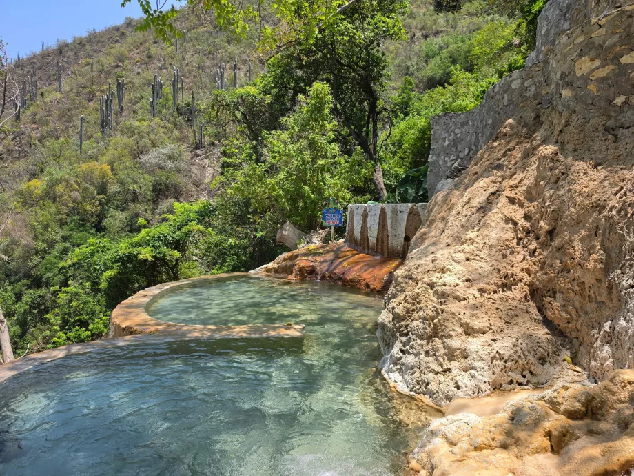 Cascade havuzları Tolantongo