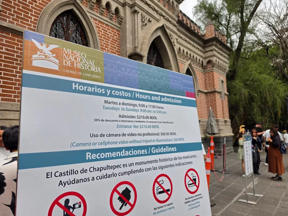 Chapultepec Kalesi, çalışma saatleri ve fiyat listesi
