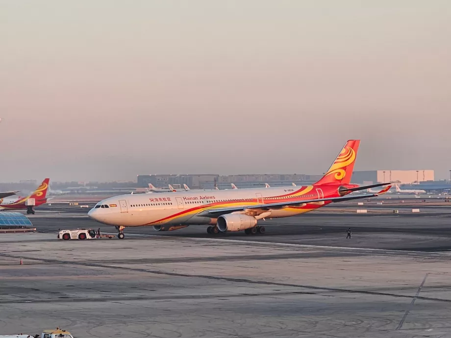 Airbus A330-300 Hainan Havayolları