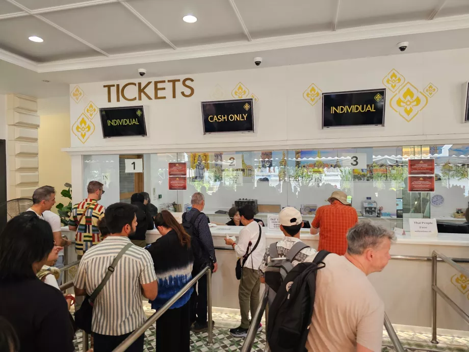 Büyük Saray - klasik bilet gişesi