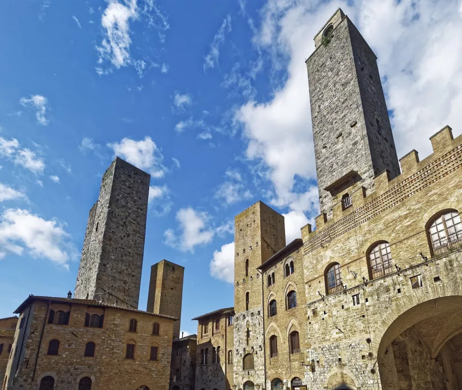 San Gimignano'nun kuleleri