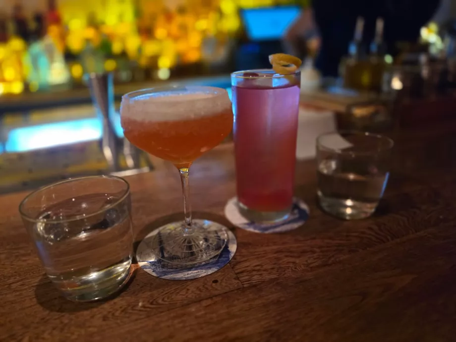Baltra Bar