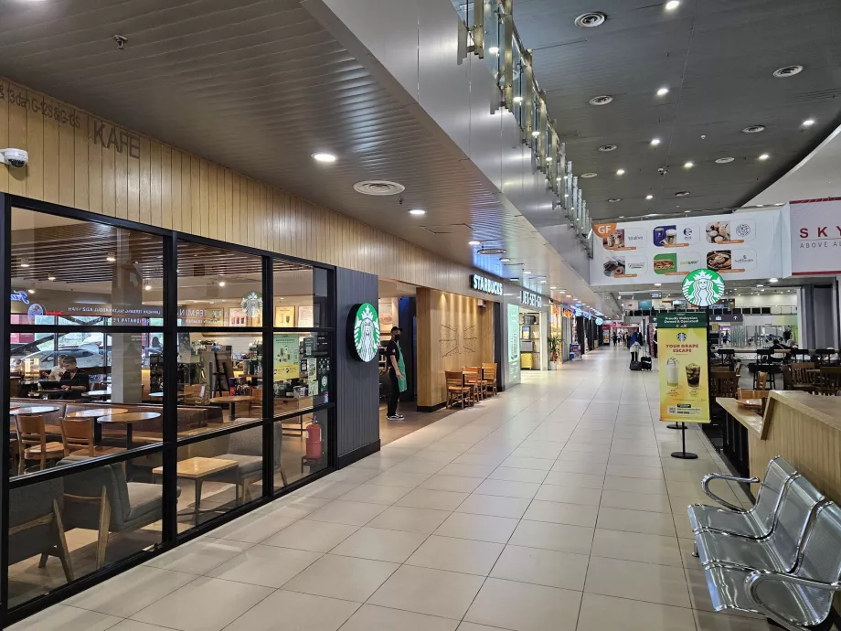 Ortak alanda Starbucks