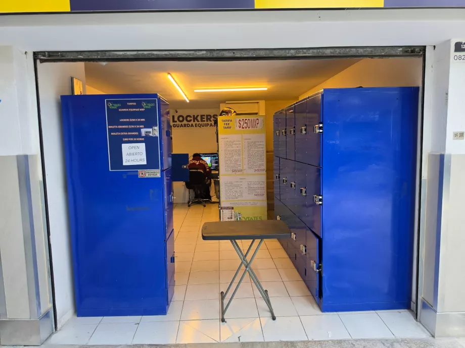 Terminal 1'de bagaj emaneti