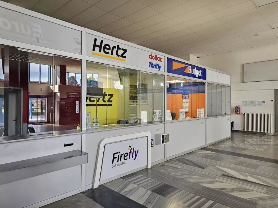 Araç kiralama kontuarları