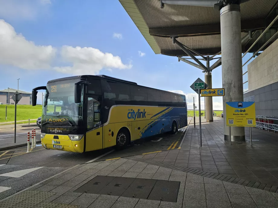 Uzun mesafe otobüsü Citylink