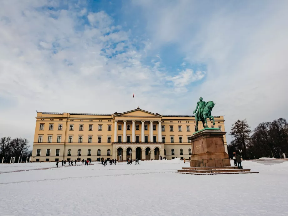 Oslo'daki Kraliyet Sarayı