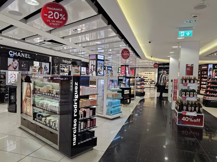 Duty Free Mağazası, East Midlands Havalimanı