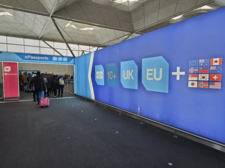 Pasaport kontrolü, STN