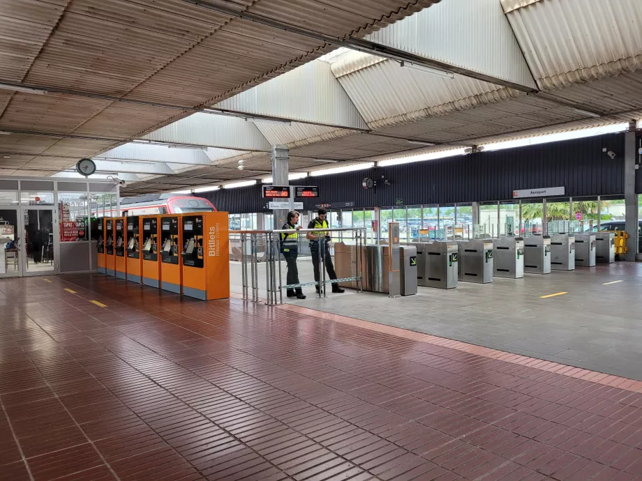 Tren bilet makineleri
