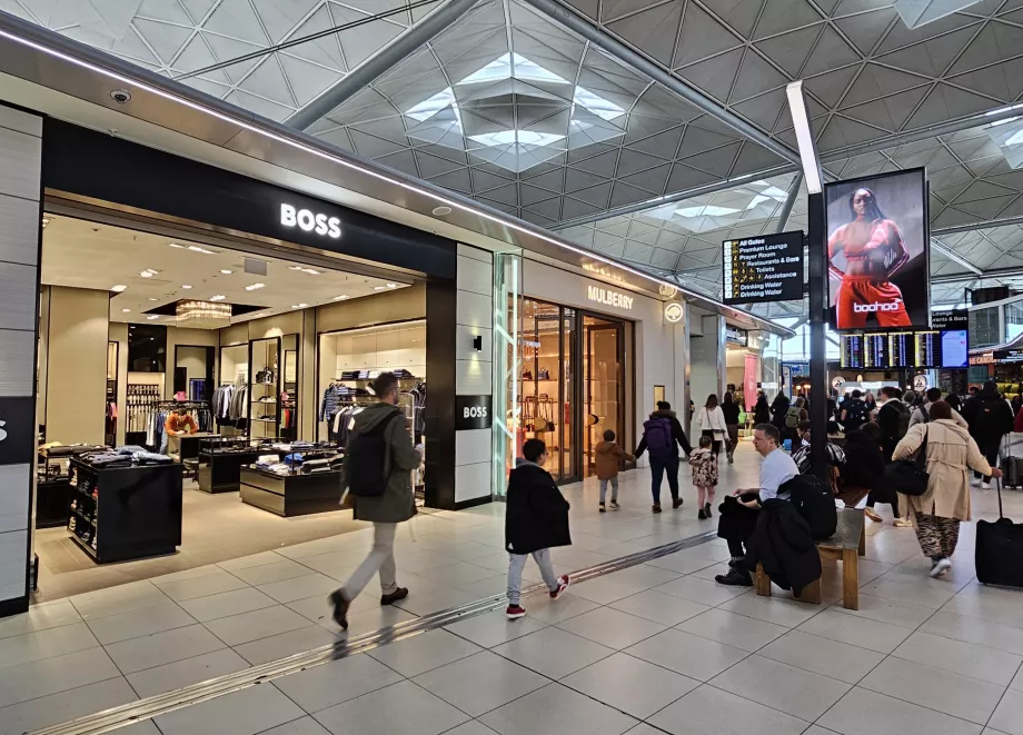 Satış Caddesi, transit bölge