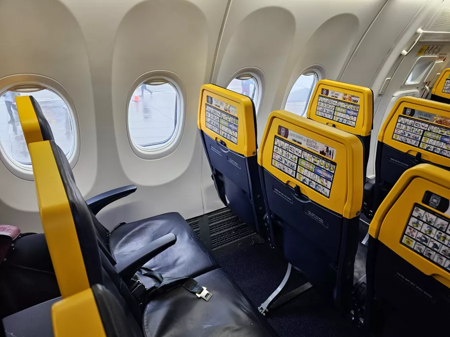 Ryanair koltukları, Boeing 737 MAX 8