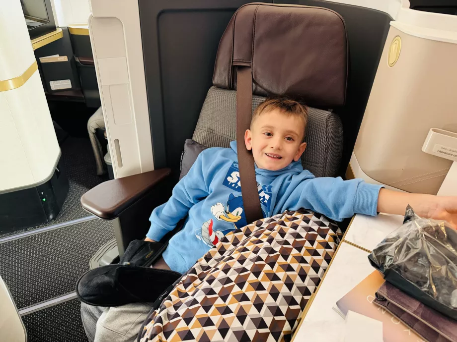 Emniyet kemerleri çocuklar için ideal değildir