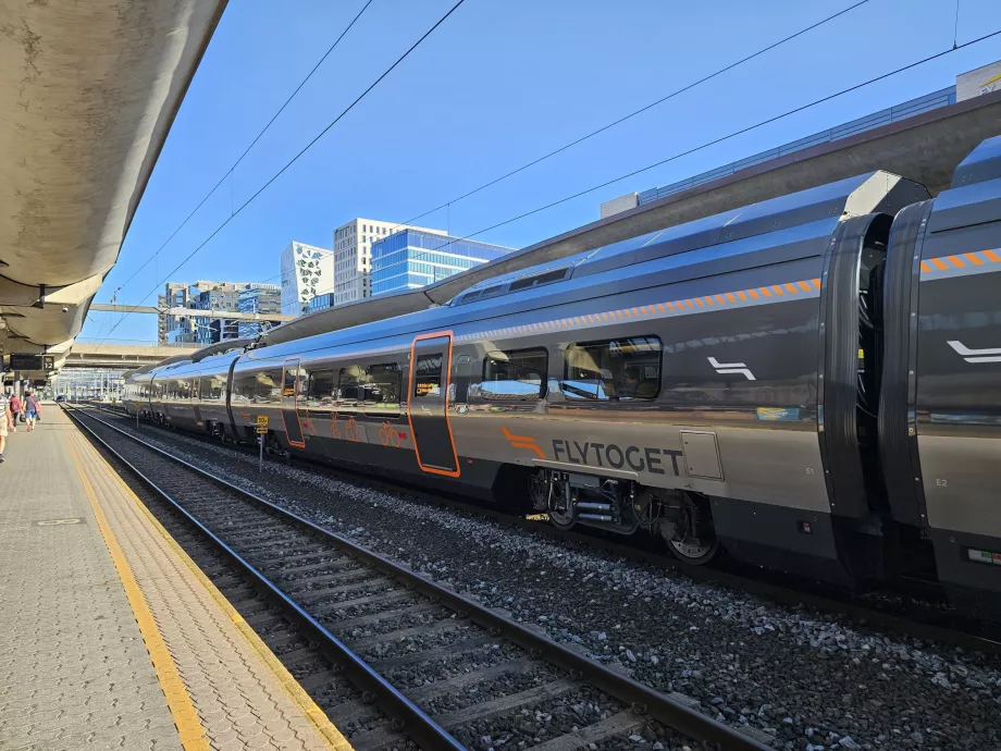 Flytoget treni