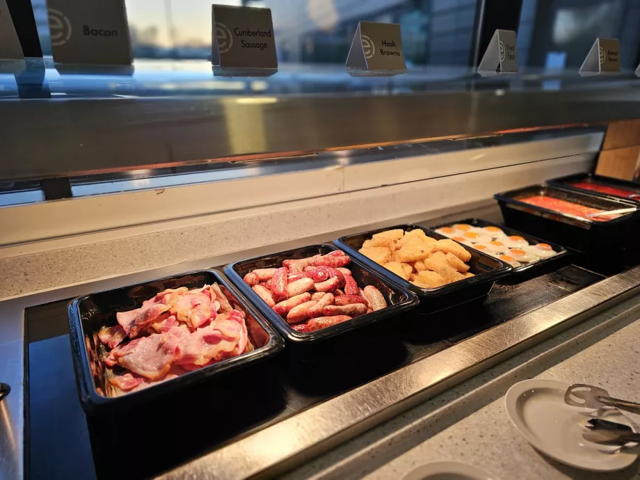 Ramada Encore, kahvaltı