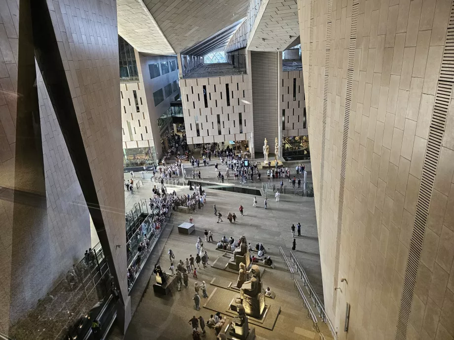 Ana salonun görünümü