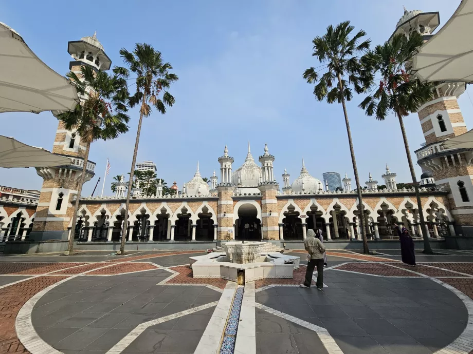 Jamek Camii