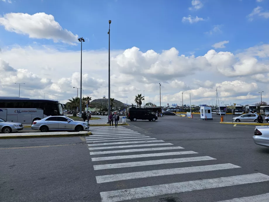 Toplu taşıma otobüs durağına ulaşım talimatları