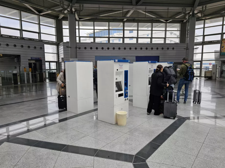 Metrodaki bilet makineleri