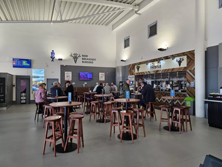 Transit bölümünde restoran