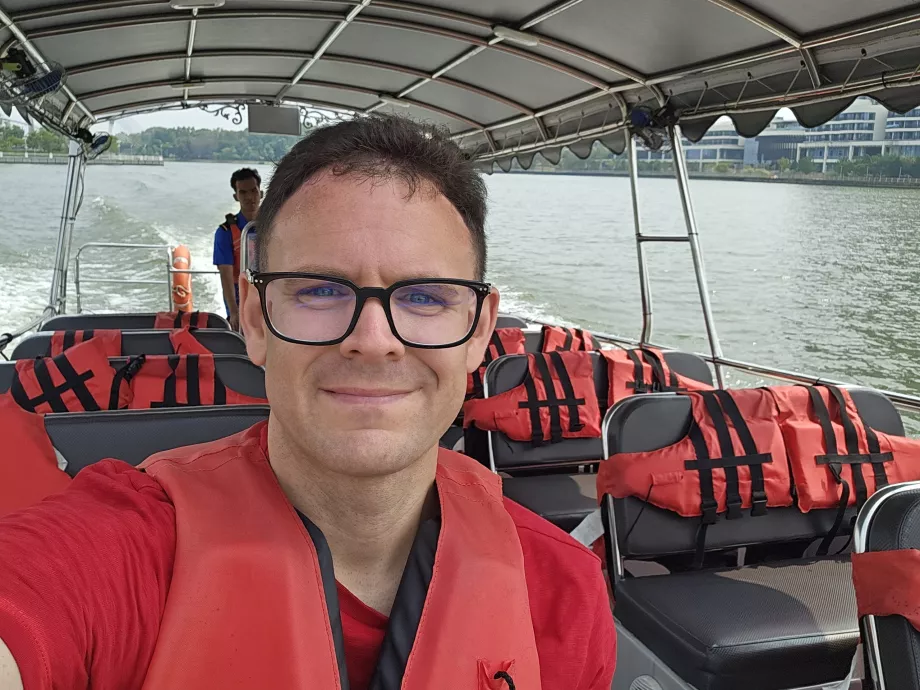 Teknede ben, su taksisi