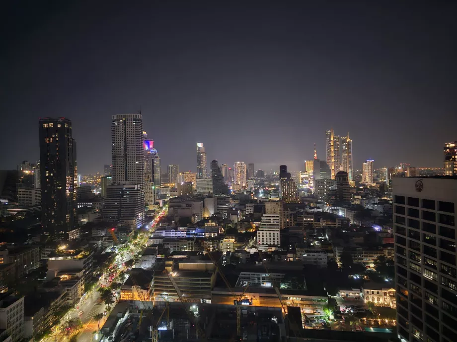 Odadan gece manzarası