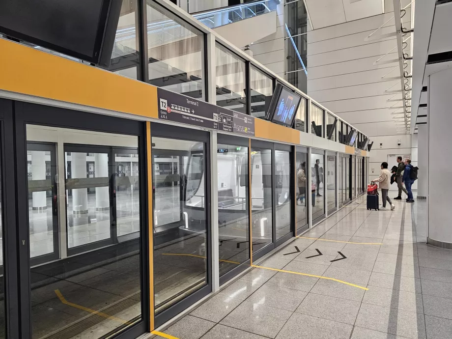 Uydu terminalinden ana terminal 2'ye otomatik tren