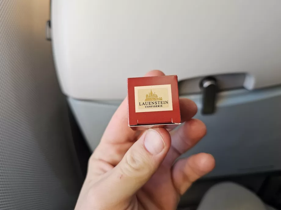 İnişten önce çikolatalı pralin