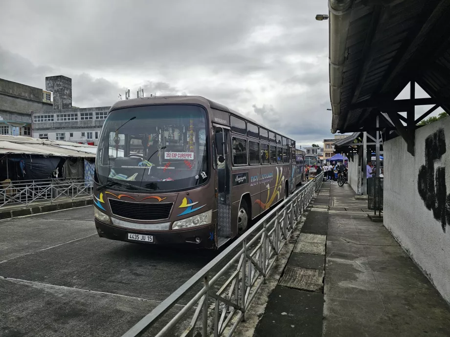 Mahebourg otobüs durağı