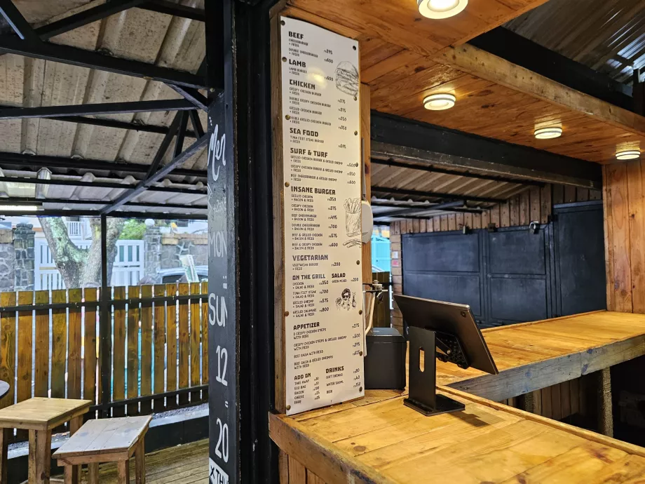 Sahil kenarı burger fiyatları