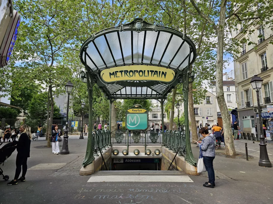 Metro girişi, Abbesses istasyonu