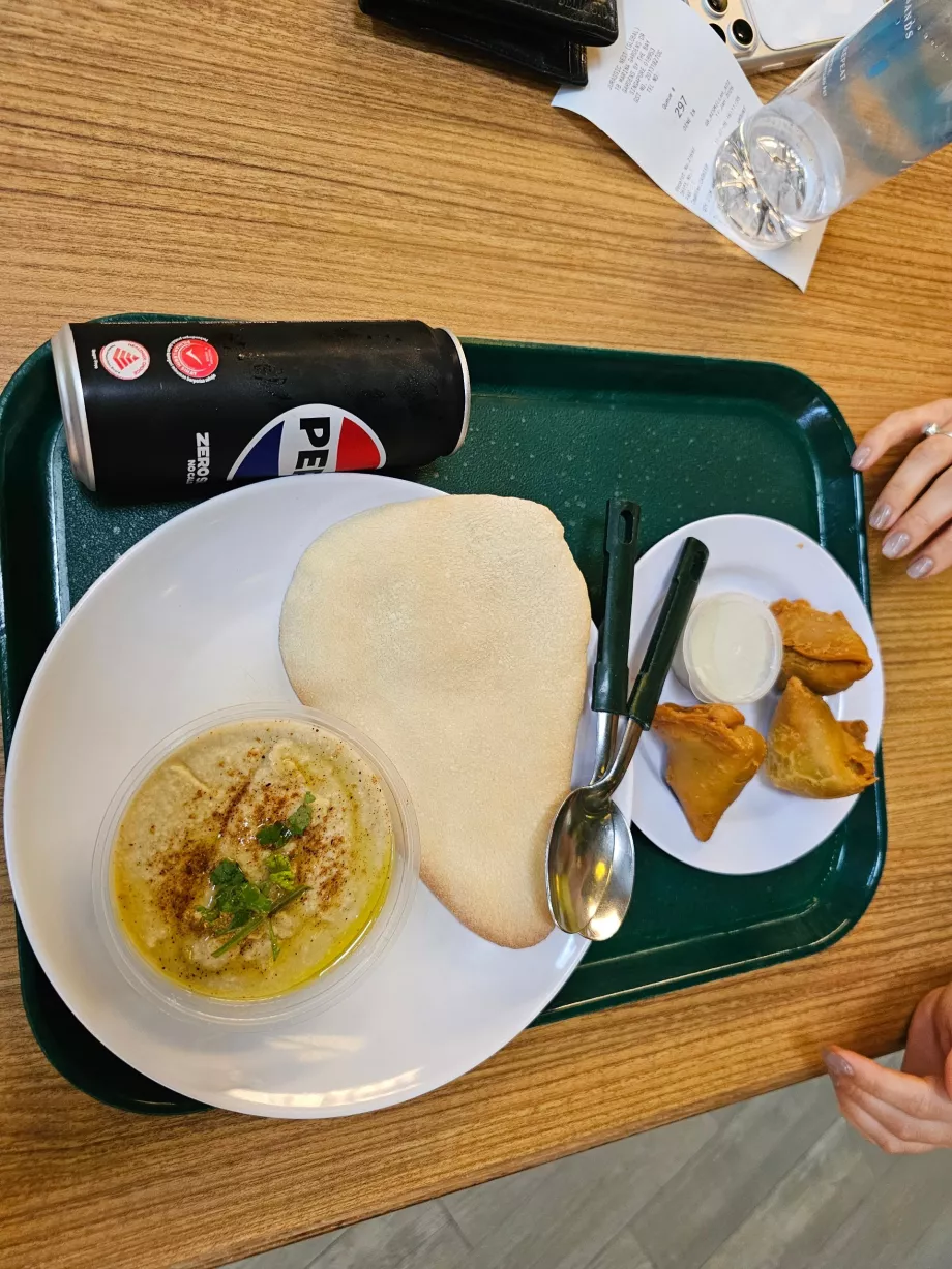 Yemek Alanı, Gardens by the Bay