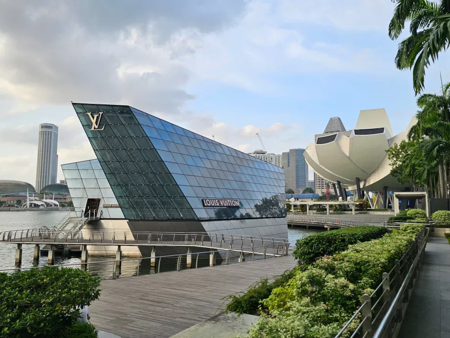 Louis Vuitton mağazası