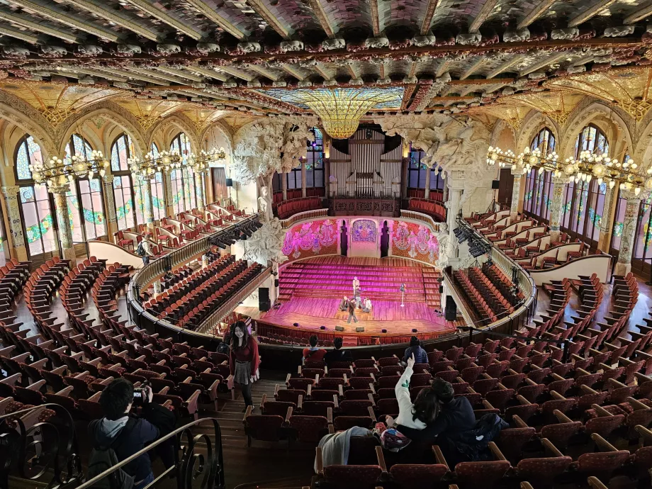 Palau de la Música Catalana, iç mekan