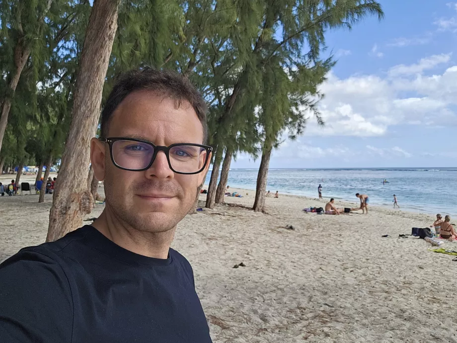 Flic en Flac sahilinde ben