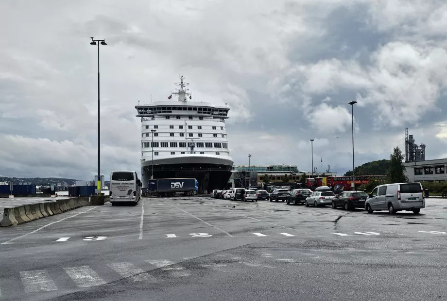 DFDS feribotu