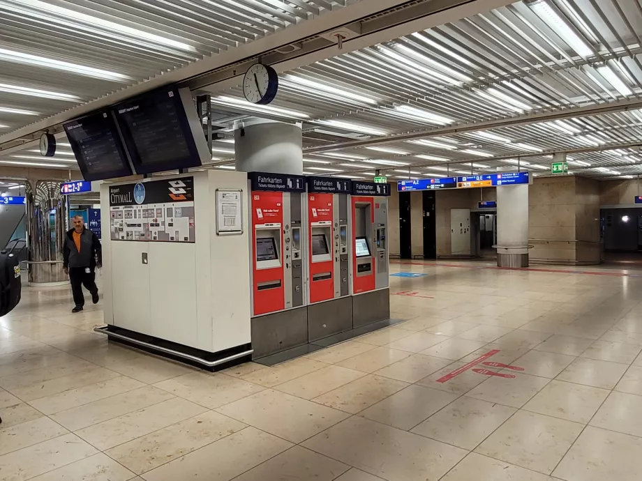 DB tren bilet satış makineleri