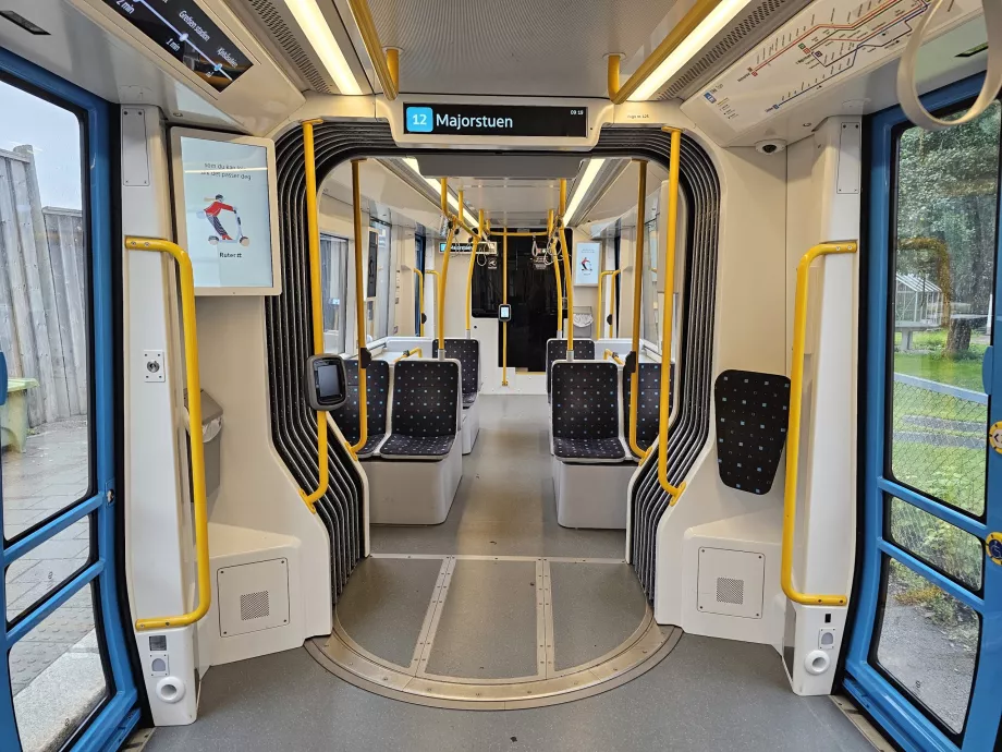 Tramvayın içi
