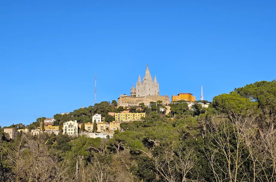 Tibidabo Kilisesi'nin görünümü