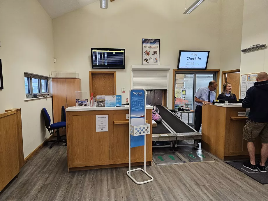 Check-in salonu, LEQ Havalimanı